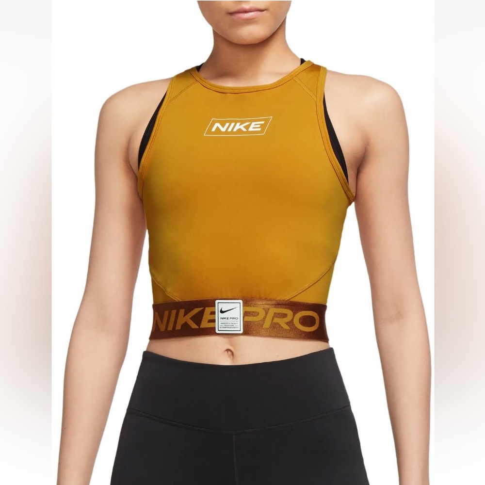 Nike Pro dri fit crop tank